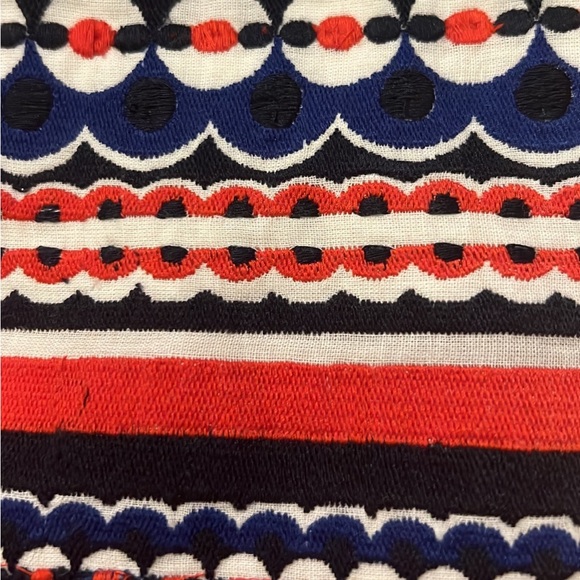 Like new Milly Embroidered Cotton Mini Skirt Sz. 6 - Picture 3 of 3